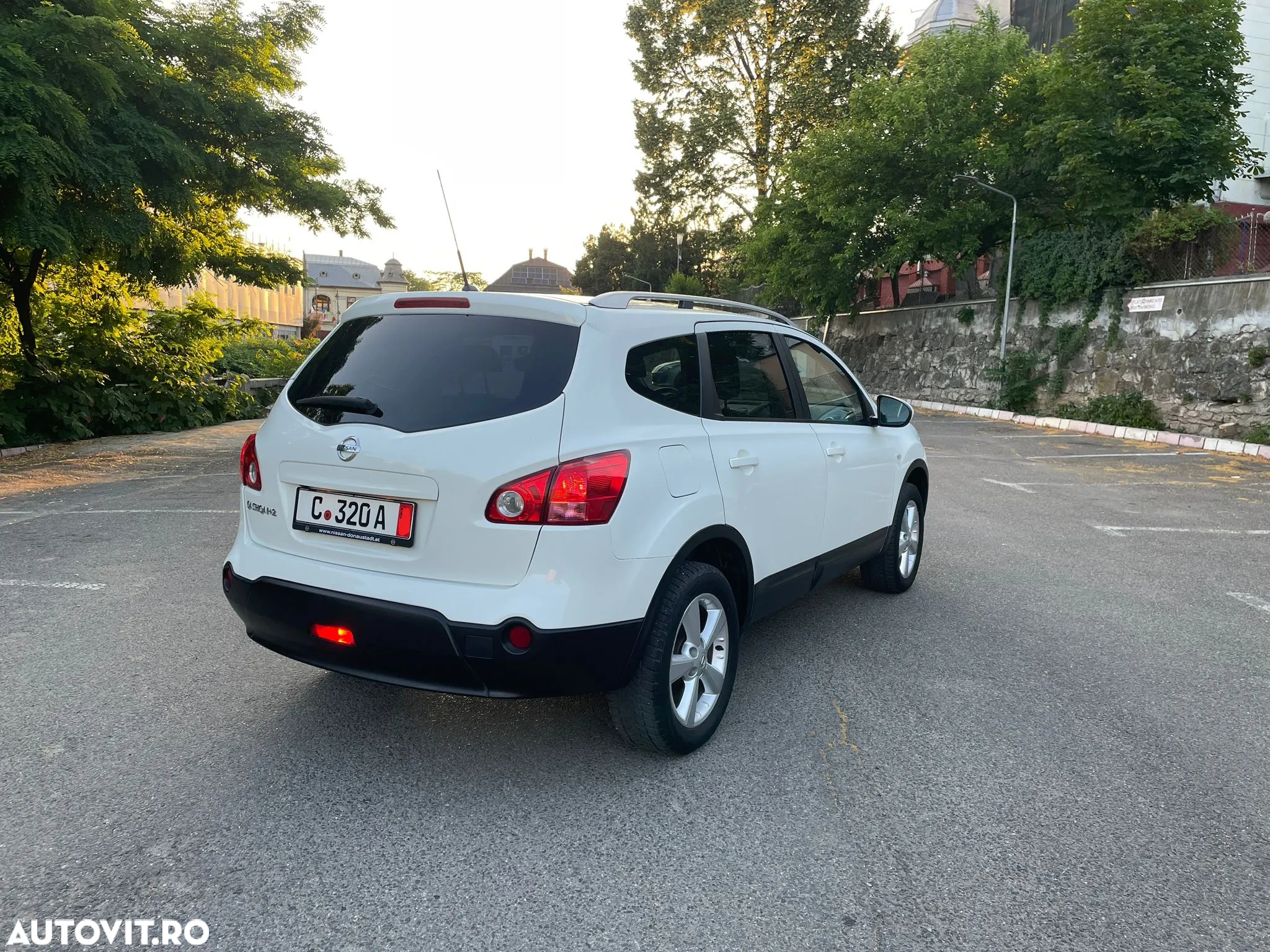 Nissan Qashqai+2 2.0 Tekna - 5