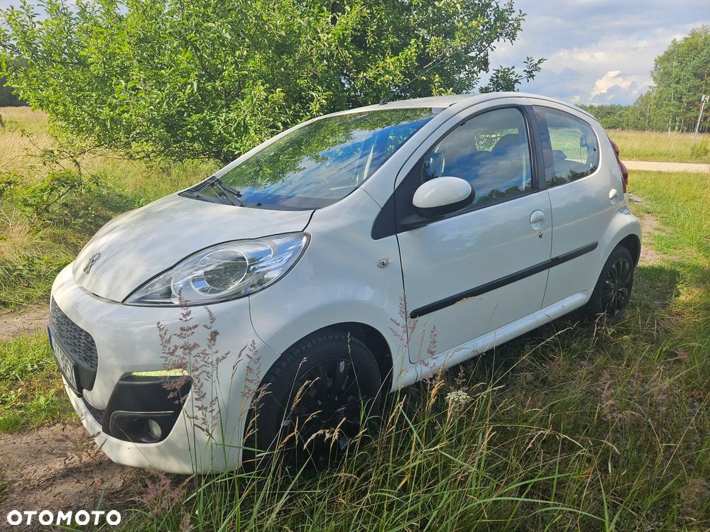Peugeot 107 1.0 Trendy - 9