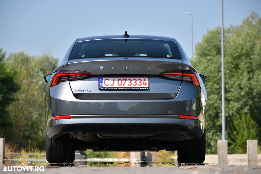 Skoda Octavia 2.0 TDI 150 CP DSG Selection - 17