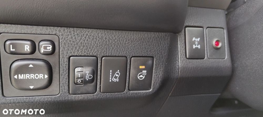 Toyota RAV4 2.0 4x4 Start&Stop CVT Executive - 25