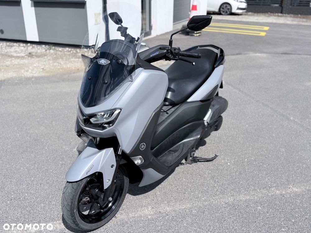 Yamaha NMAX - 19