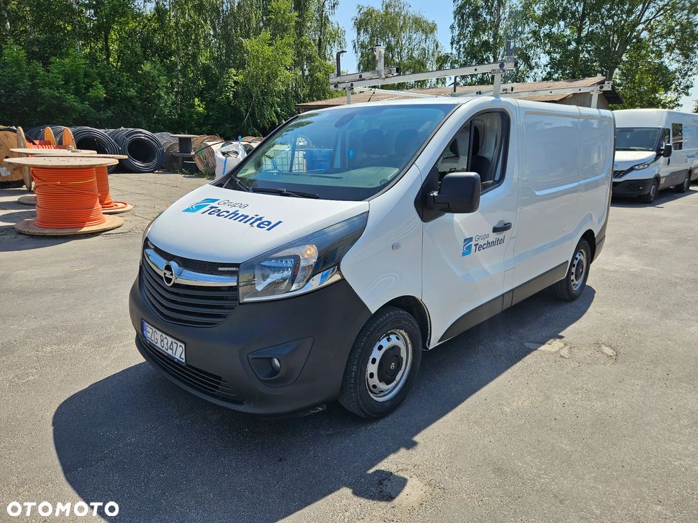 Opel Vivaro - 1