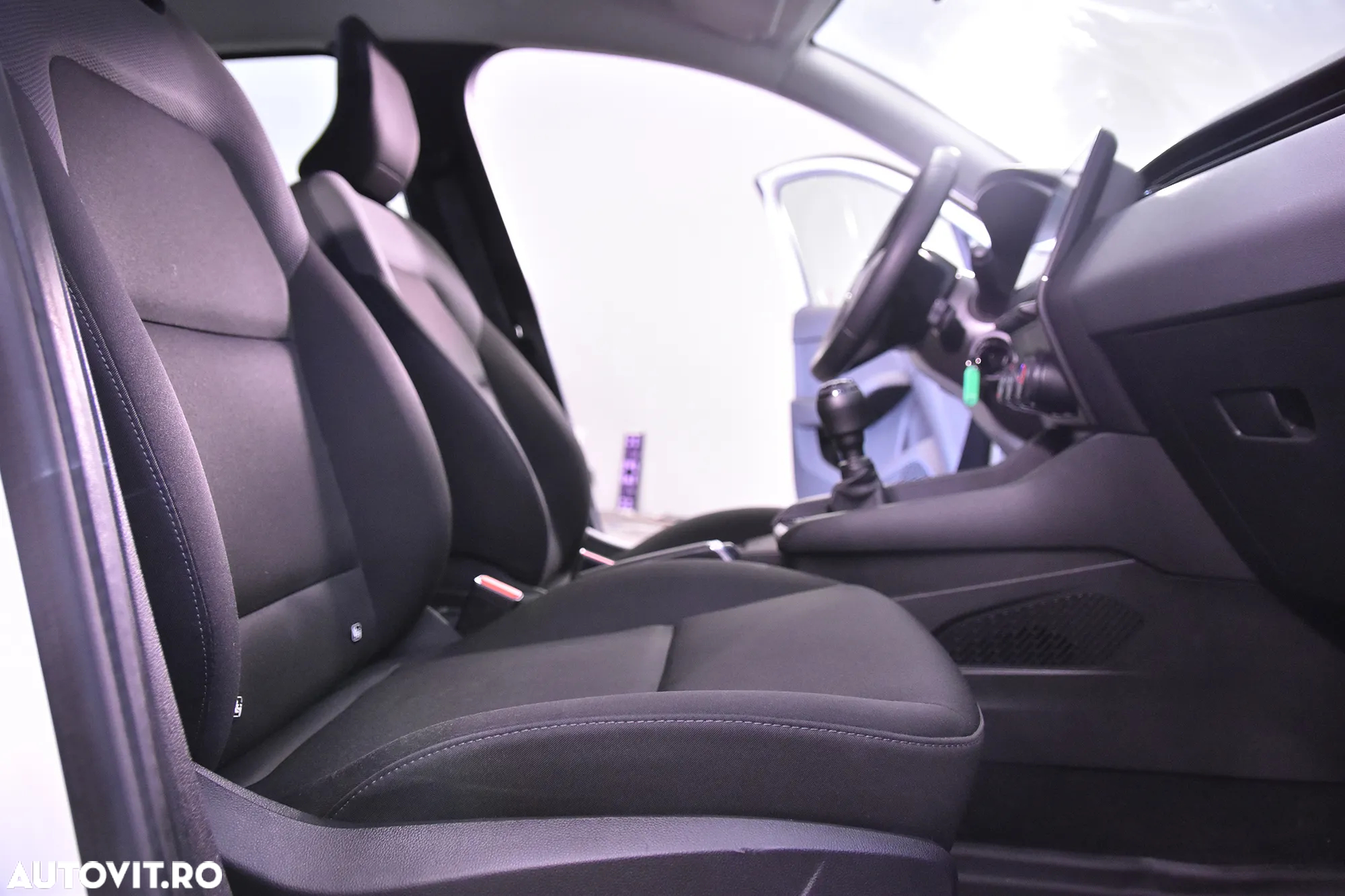 Renault Clio - 11