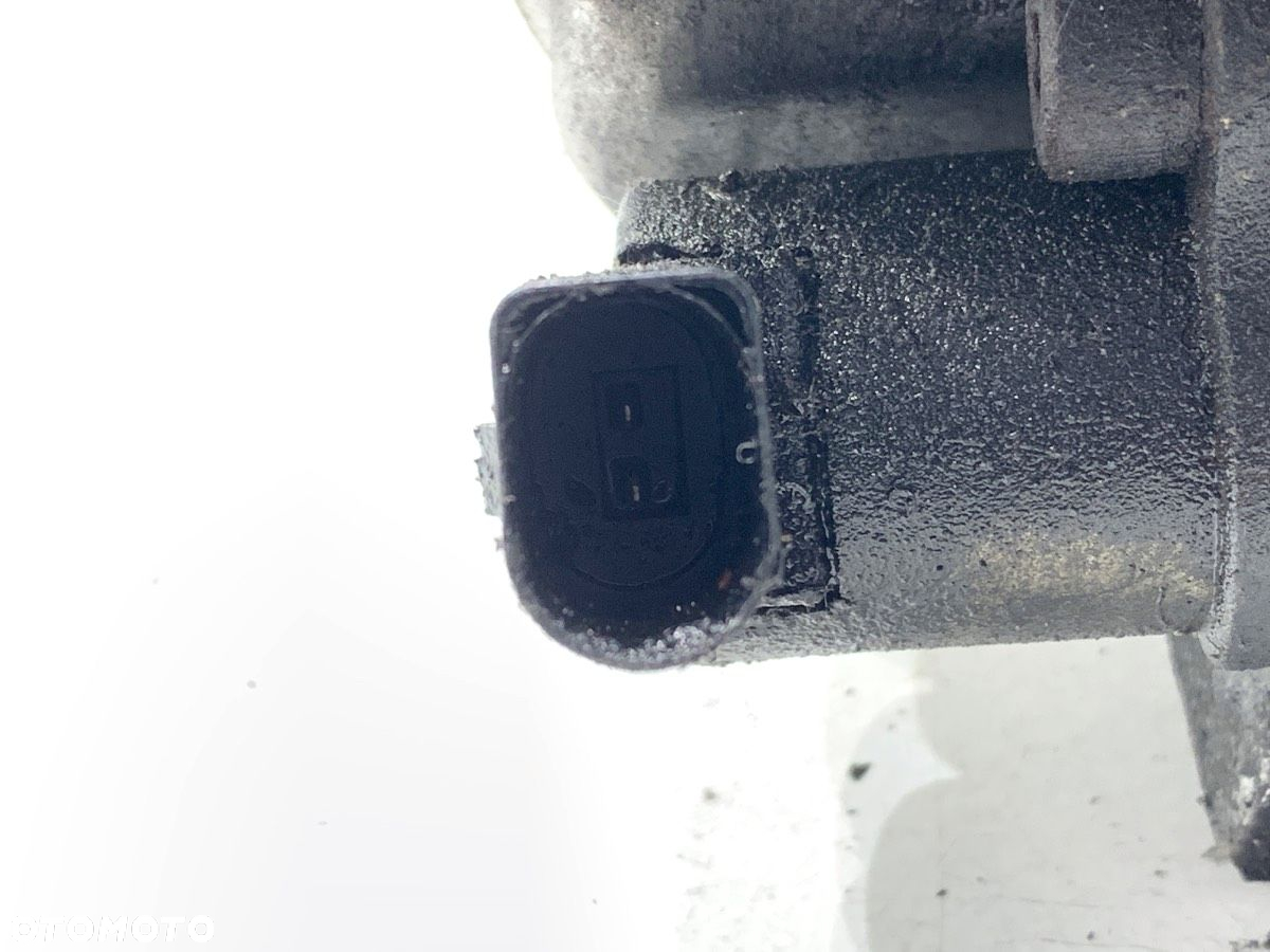 SPRĘŻARKA KLIMATYZACJI - 260.00 PLN - VW TOURAN (1T1, 1T2) 2003 - 2010 1.9 TDI 74 kW [100 KM] olej - 3