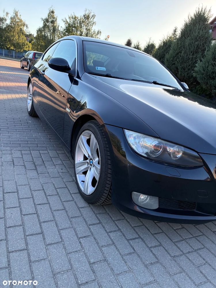 BMW Seria 3 325i - 7