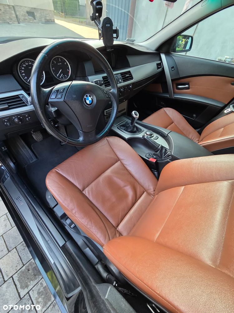 BMW Seria 5 520d - 8
