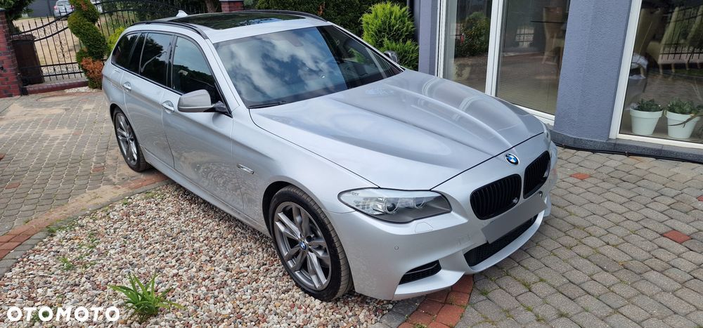 BMW Seria 5 M550d xDrive Touring Sport-Aut - 1