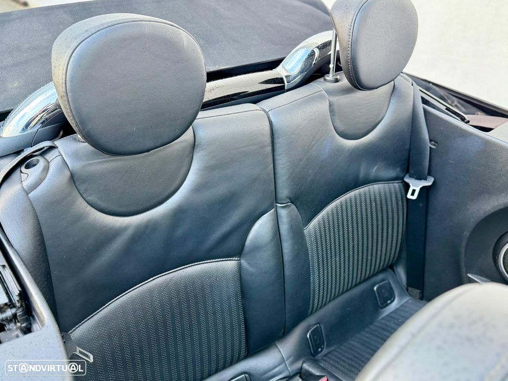 MINI Cabrio Cooper D - 15