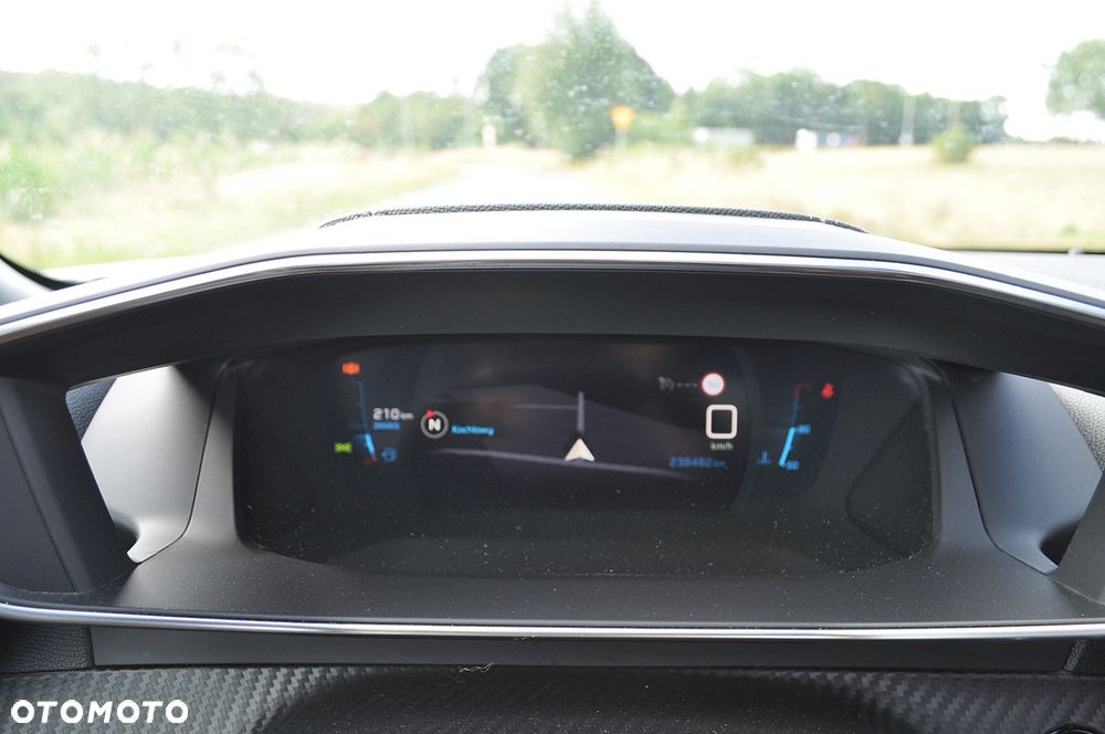 Peugeot 2008 1.5 BlueHDi GT Line S&S - 37