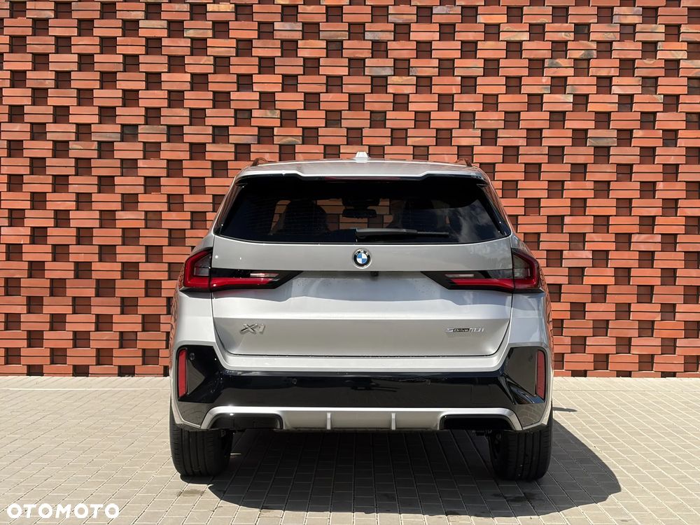 BMW X1 sDrive18i sport - 9