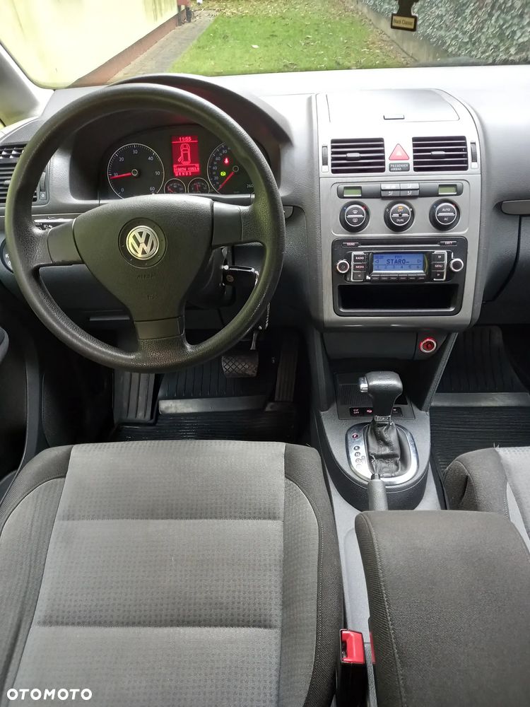 Volkswagen Touran 2.0 TDI DPF DSG United - 7