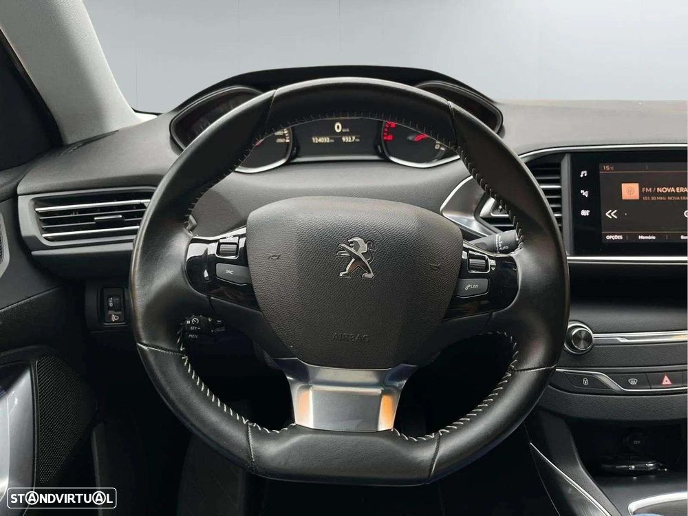 Peugeot 308 SW - 16