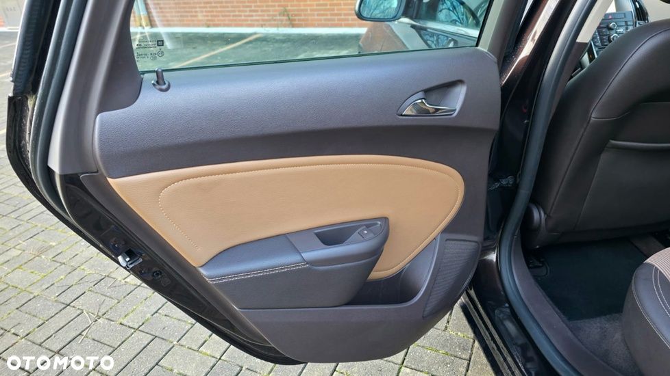 Opel Astra 1.6 CDTI DPF ecoFLEX TourerStart/Stop ENERGY - 14