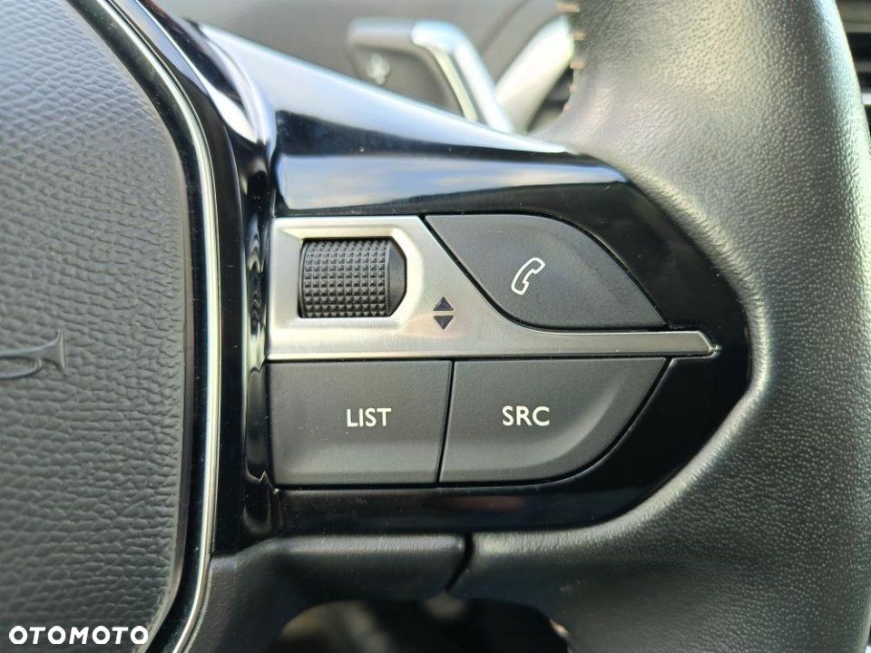 Peugeot 3008 - 11