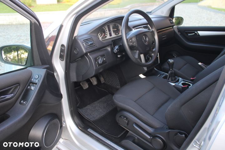 Mercedes-Benz Klasa B 180 CDI Special Edition - 19