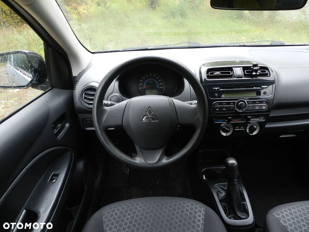 Mitsubishi Space Star - 6