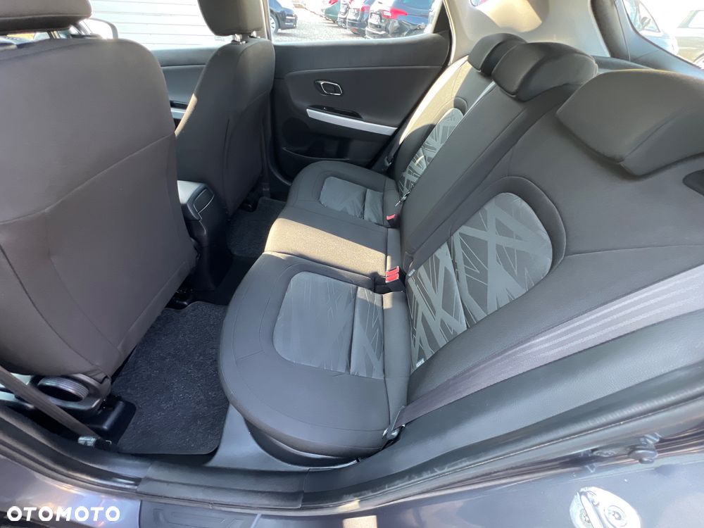 Kia Ceed 1.6 GDI Edition 7 - 24