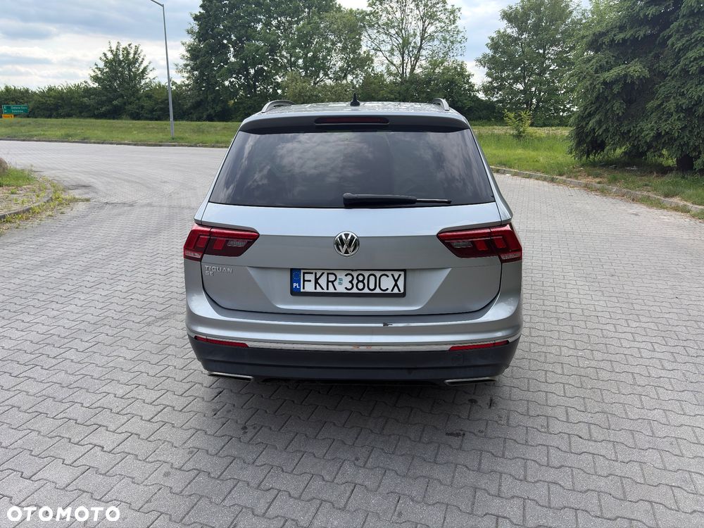 Volkswagen Tiguan - 8