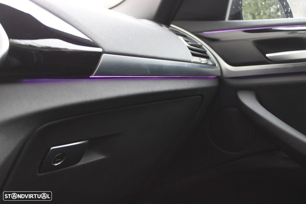 BMW iX3 M Sport Inspiring - 36