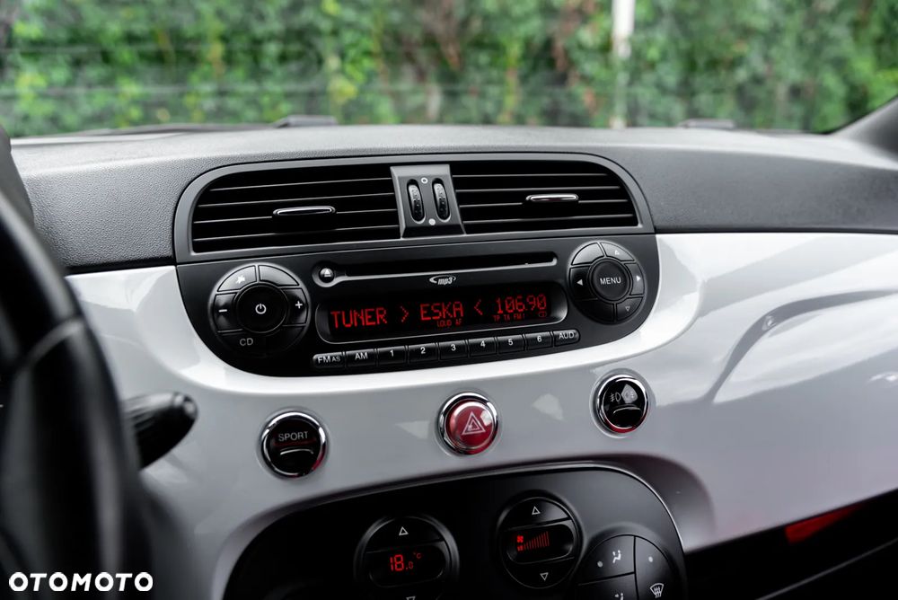 Fiat 500 1.4 16V by Gucci - 36