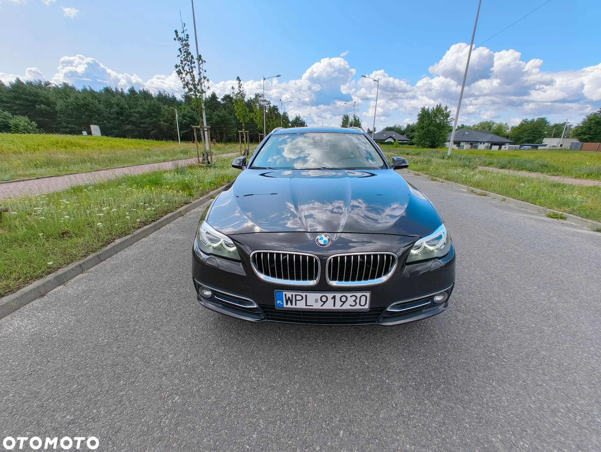 BMW Seria 5 520d Touring Luxury Line - 3