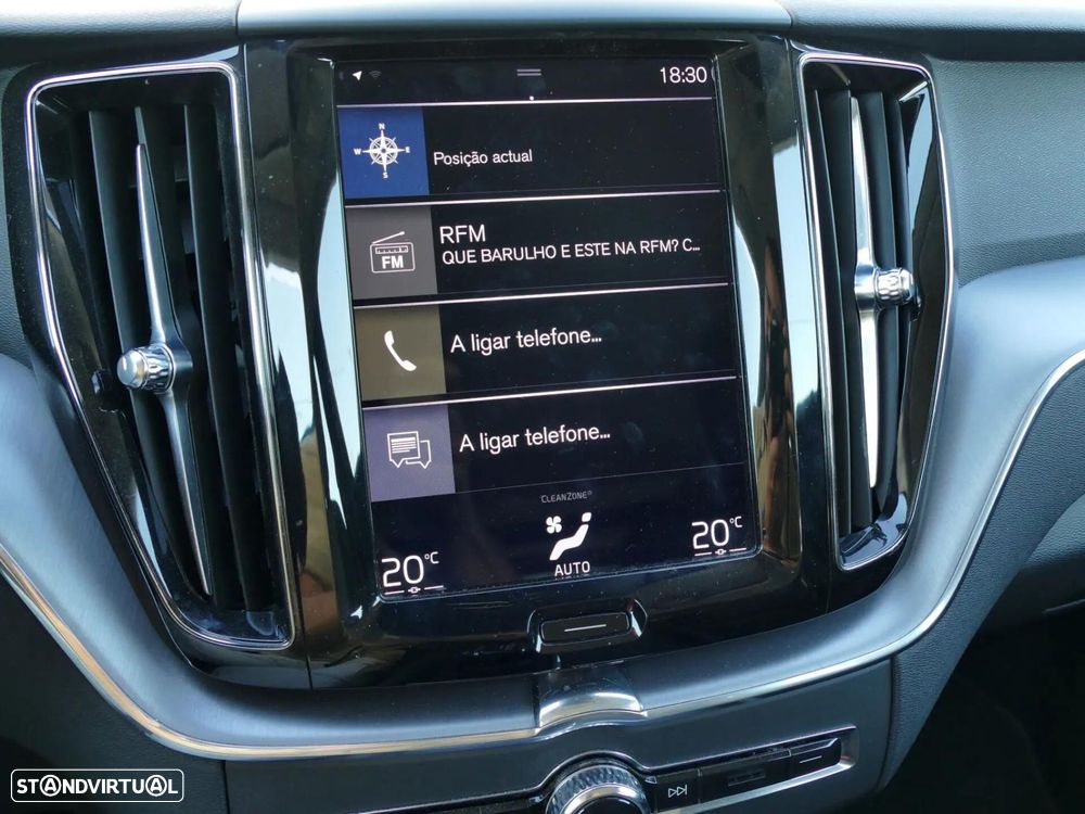 Volvo XC 60 2.0 D4 Momentum Geartronic - 20