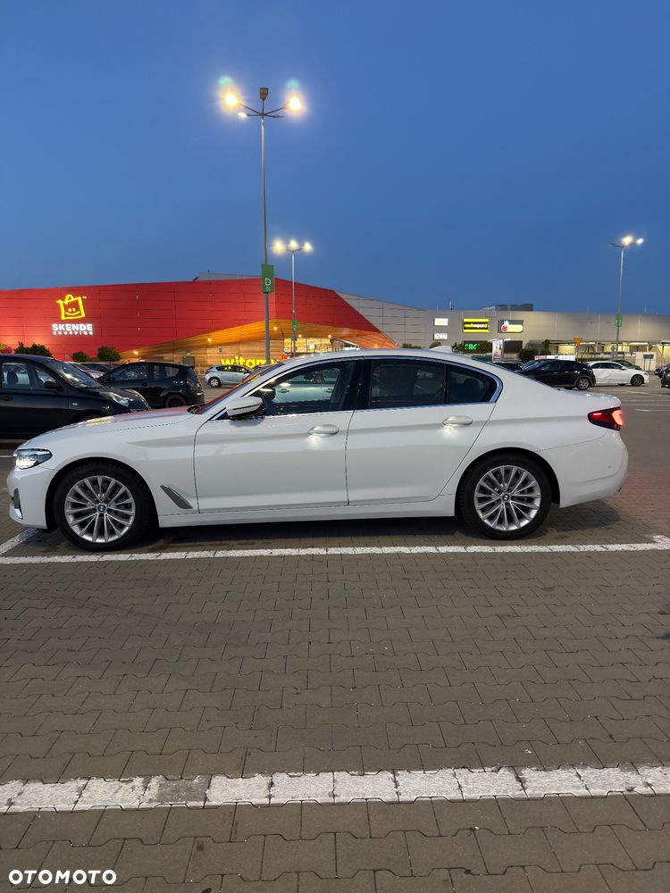 BMW Seria 5 530d mHEV Luxury Line - 3