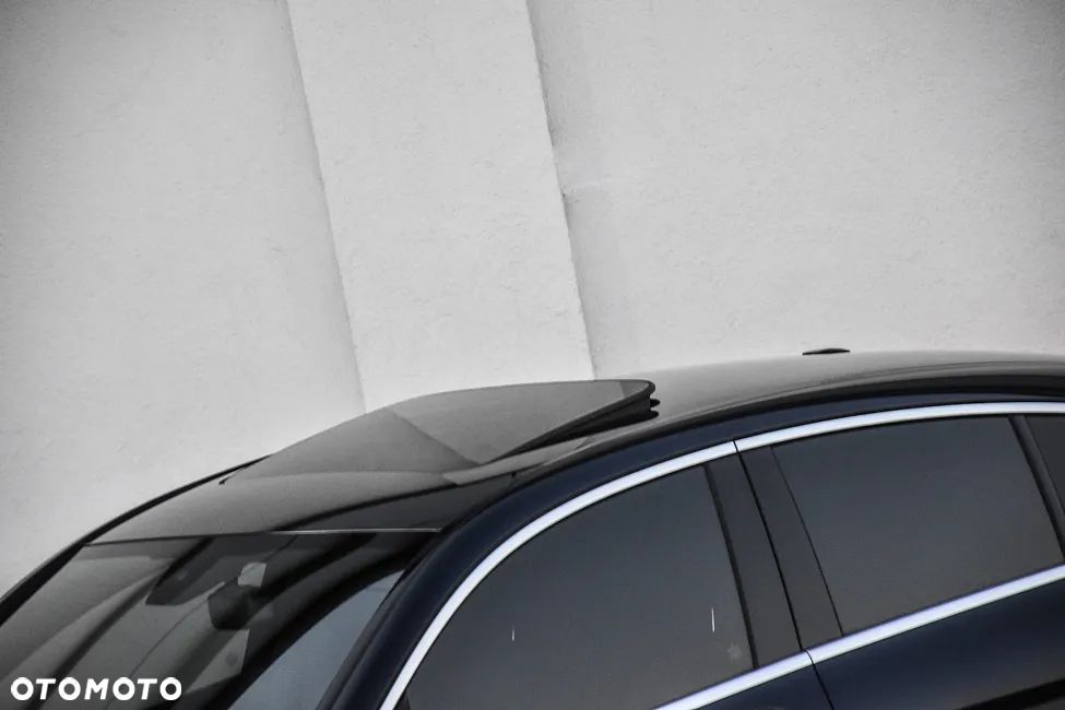 Mercedes-Benz GLC 300 4Matic 9G-TRONIC AMG Line - 16