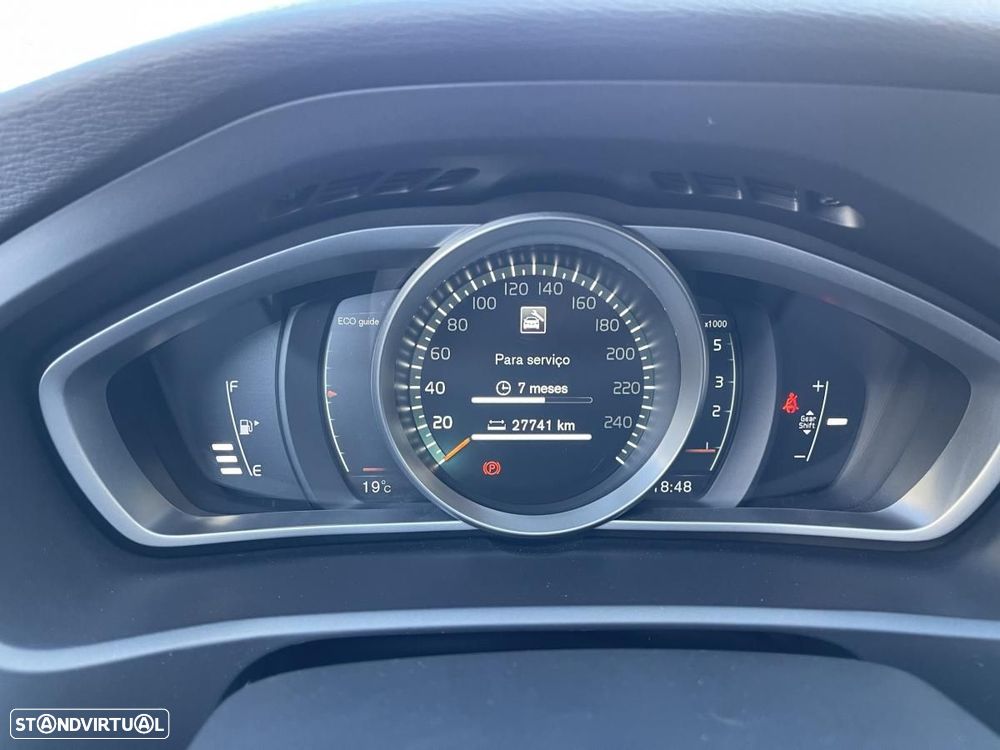 Volvo V40 Cross Country 2.0 D2 Volvo Ocean Race - 23