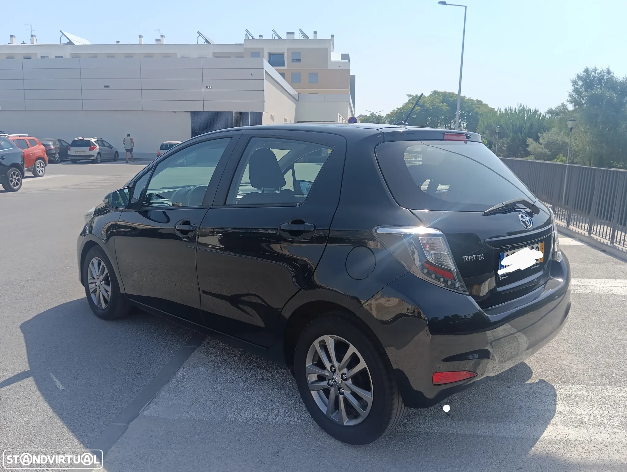 Toyota Yaris 1.4 D-4D Sport - 16