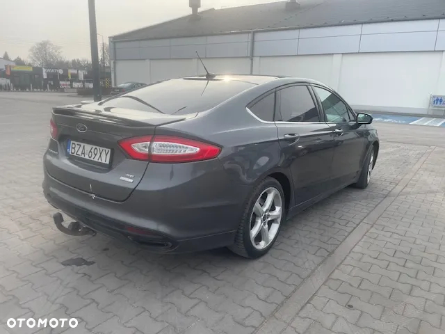 Ford Fusion - 5