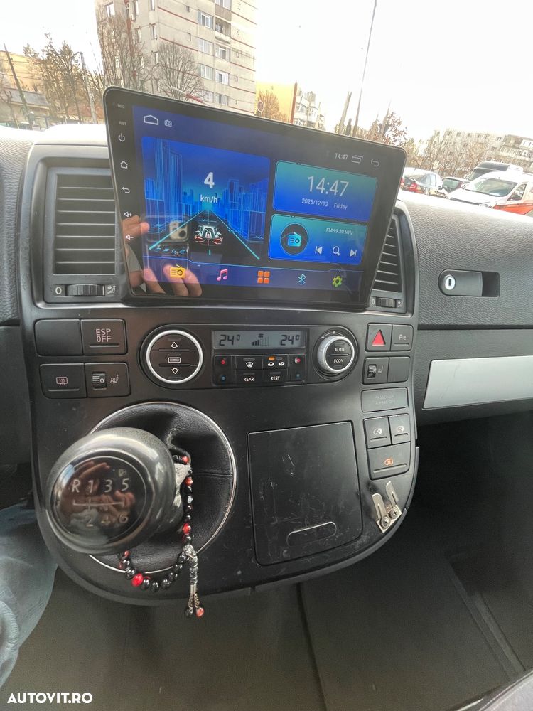 Volkswagen Multivan - 6