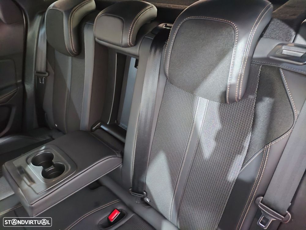 Peugeot 3008 1.6 Hybrid GT e-EAT8 - 34