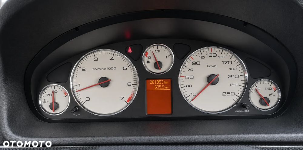 Peugeot 407 2.0 Premium Navtech - 13