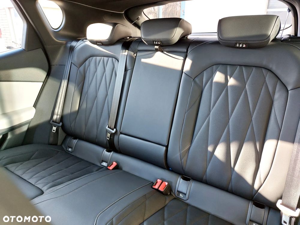 Ford Capri 79 kWh Premium RWD - 17