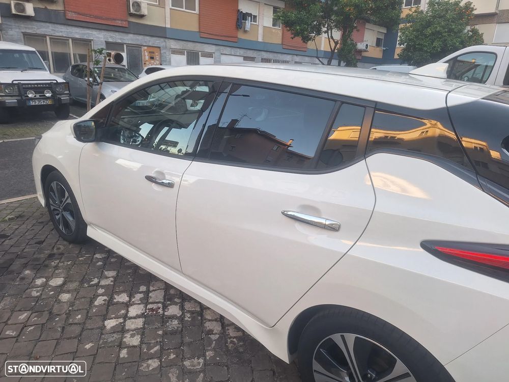 Nissan Leaf N-Connecta - 10