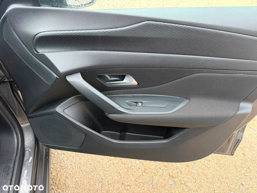 Peugeot 308 PureTech 130 EAT8 Active Pack - 19