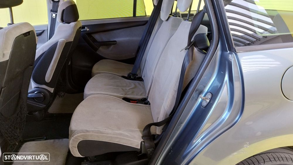 Citroën C4 Grand Picasso 1.6 HDi Confort - 11
