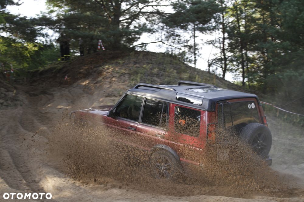 Land Rover Discovery V8 SE - 2
