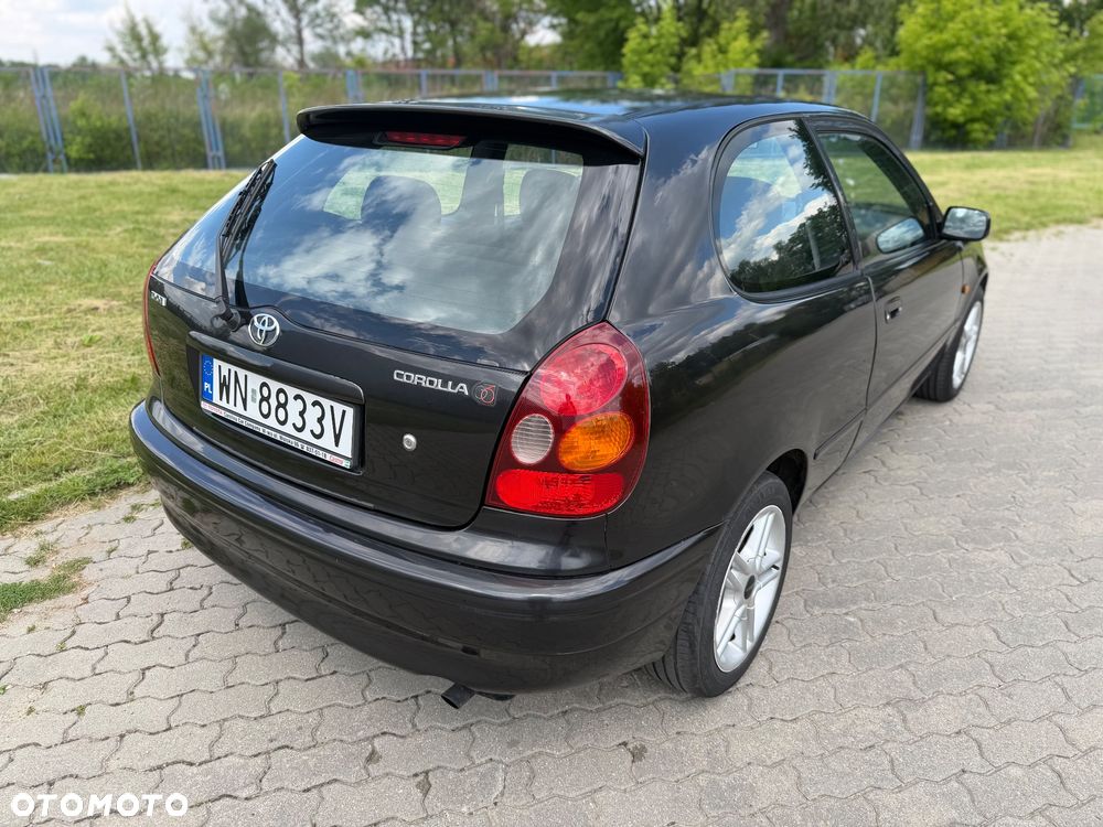 Toyota Corolla - 8