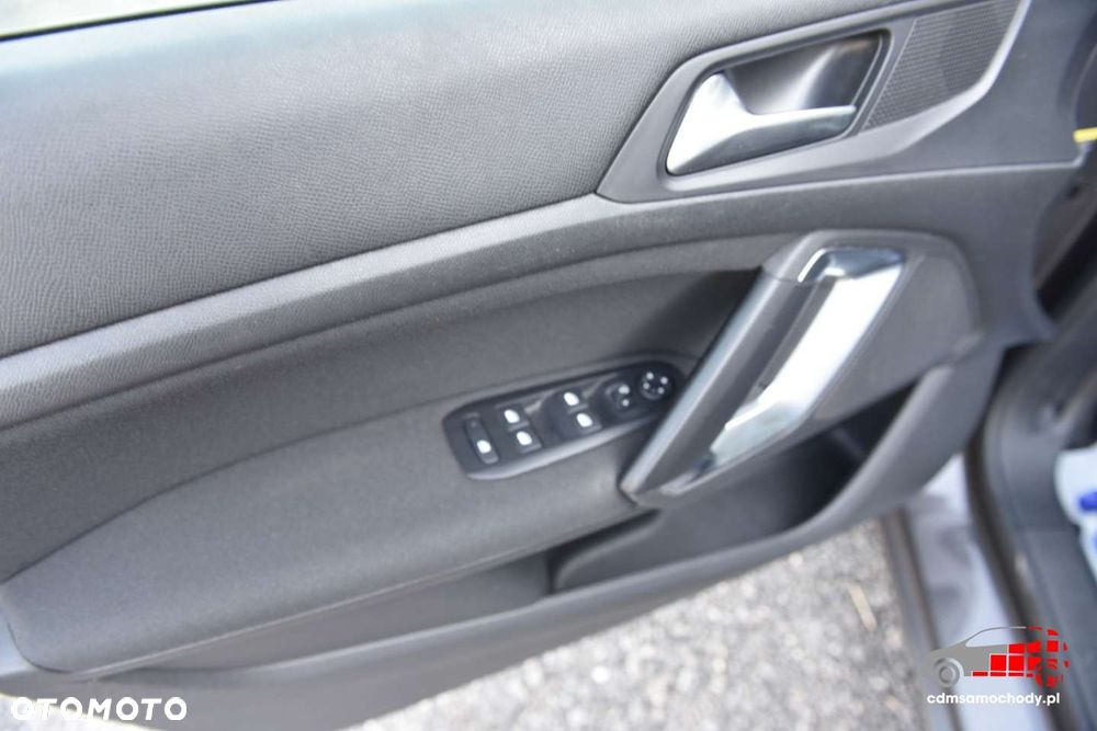 Peugeot 308 - 13
