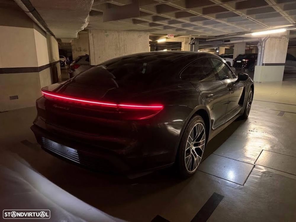 Porsche Taycan 4S - 4