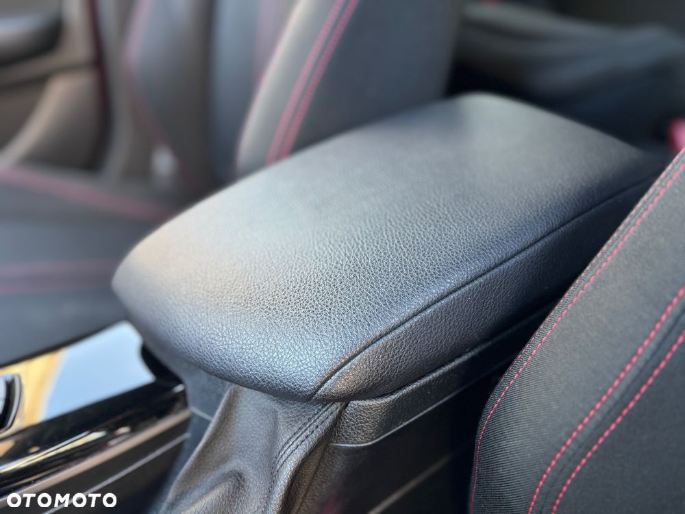 BMW Seria 1 118i GPF Sport Line - 29