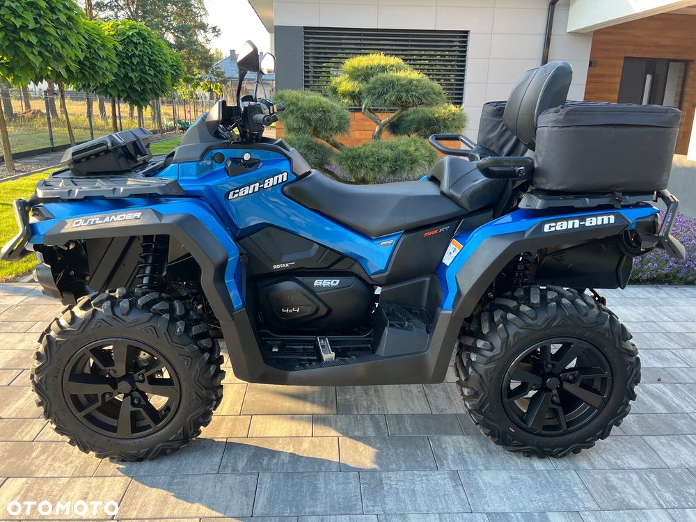 Can-Am Outlander - 2