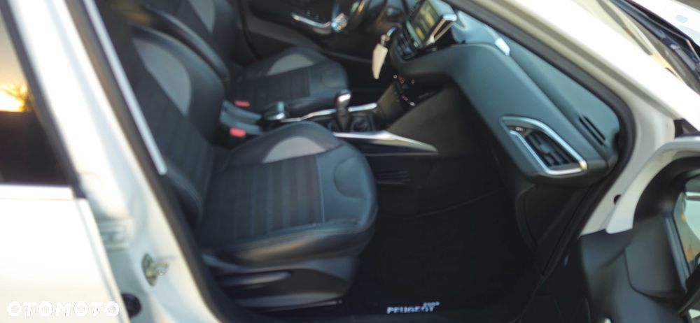 Peugeot 2008 - 7
