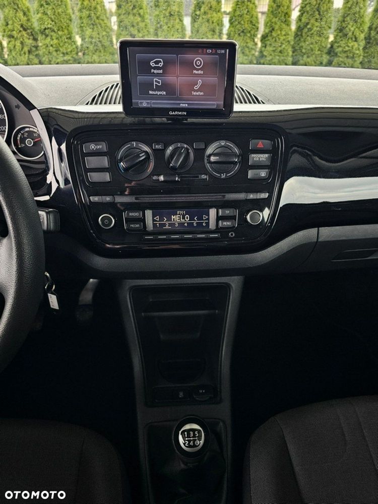 Volkswagen up! - 15