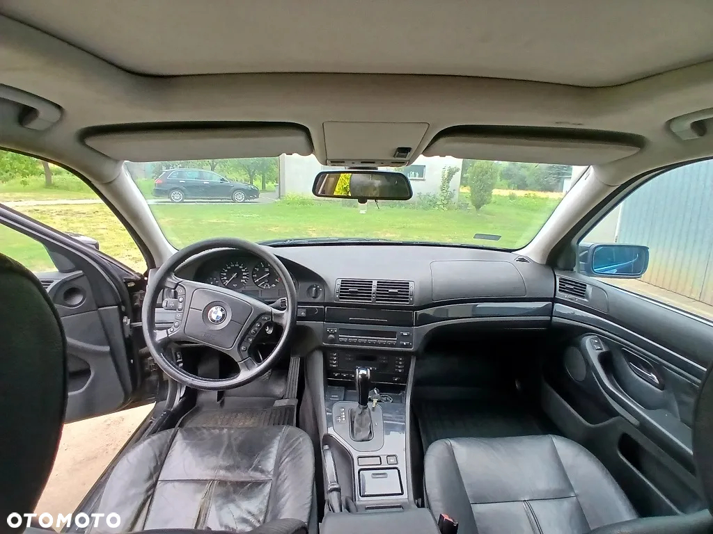 BMW Seria 5 - 12