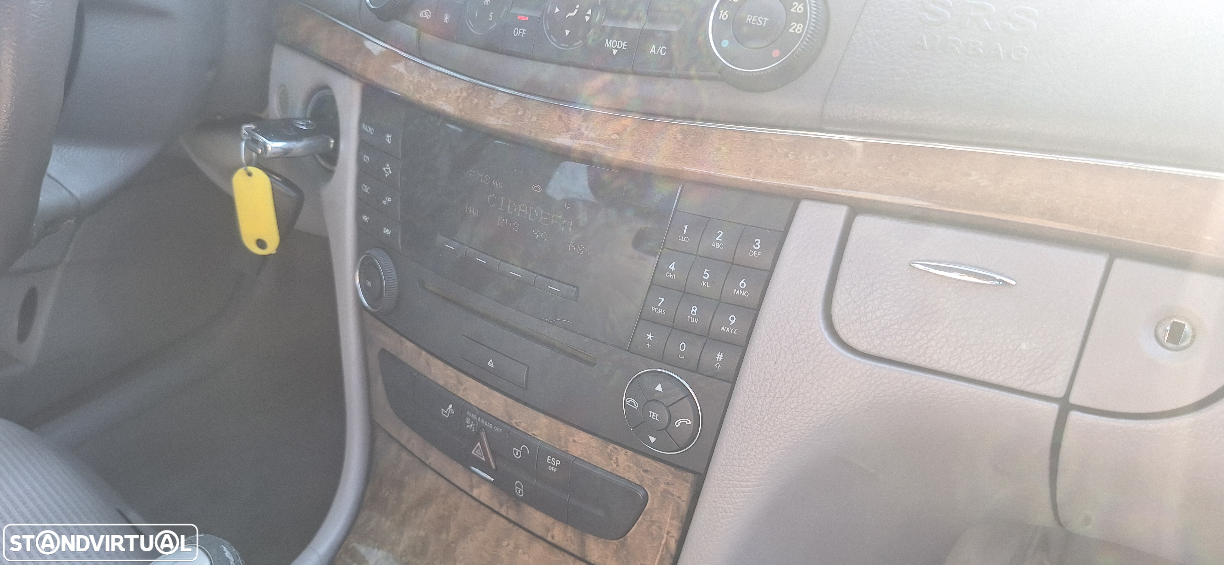 Mercedes-Benz E 220 CDi Avantgarde - 30