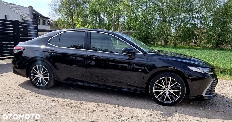 Toyota Camry - 7