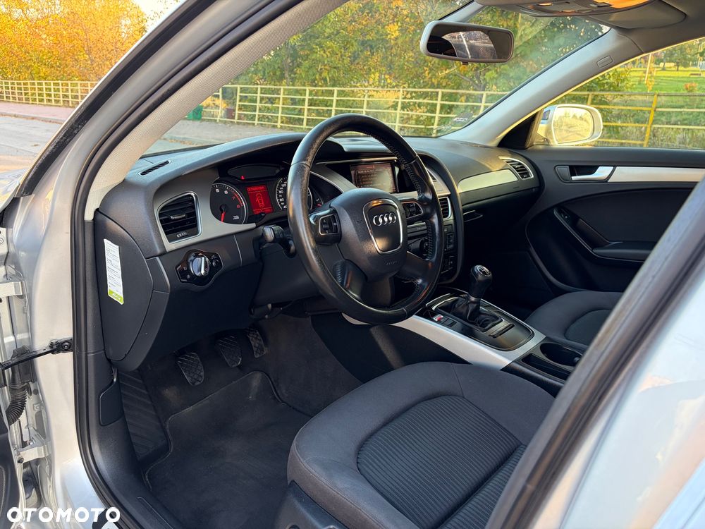 Audi A4 Limousine - 24